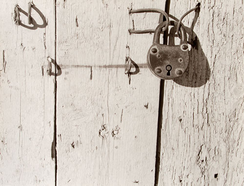 Giuseppe Cavalli. <em>The Lock</em>, 1954. Gelatin silver print, 28 x 36.3 cm. Prelz Oltramonti Collection, London.