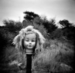 Jo Ractliffe, Doll’s head, 1990-95, from the series reShooting Diana © Jo Ractliffe.