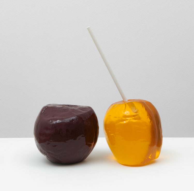 Alexandre da Cunha. Balls (Citrus), 2020. Resin, paper straw. © Alexandre da Cunha. Courtesy the artist and Thomas Dane Gallery. Photo: Ben Westoby.