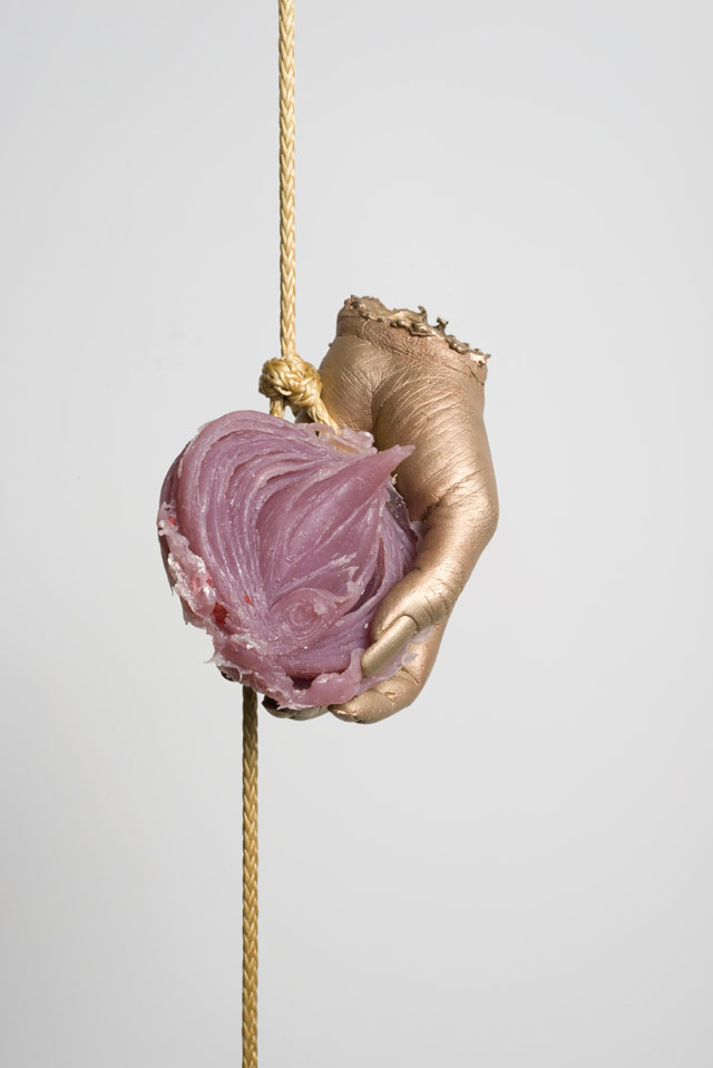 Kelly Akashi. Well(-) Hung, 2017. Bronze, rope and silicone, dimensions variable. © The artist. Courtesy the artist and Ghebaly Gallery, Los Angeles. Photograph: Jeff Mclane.