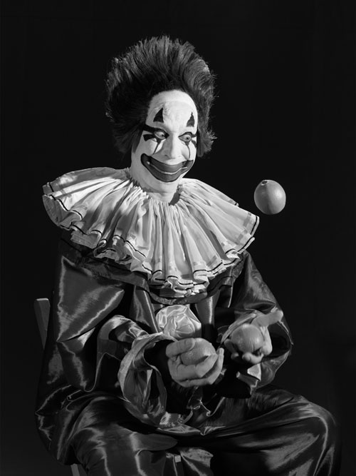 Stan Douglas. Clown, 1946, 2010. Digital fibre print mounted on Dibond aluminium, 151.1 x 121.9 x 5.1 cm. Courtesy the artist, David Zwirner New York/London, and Victoria Miro, London.