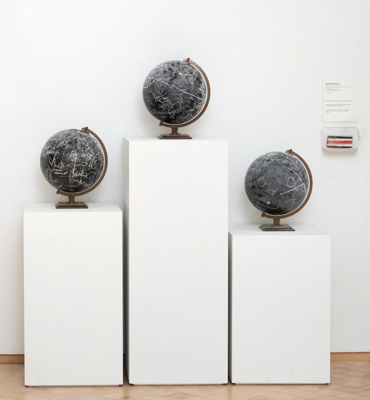 Karlo Andrei Ibarra. Memoria Collectiva II (Collective Memory II), 2017 (detail). Present Globes, chalkboard paint, chalk. Courtesy of the artist