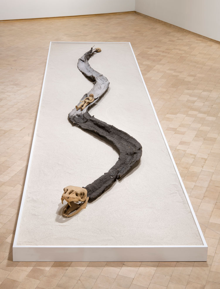 Juan Francisco Elso. El Viajero (The Traveller), 1986. Carved wood, branches, ashes, and wax. Courtesy of Colección y Archivo de Fundación Televisa (Collection and Archive of Fundación Televisa).