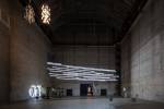 Cerith Wyn Evans. “….the Illuminating Gas”, exhibition view at Pirelli HangarBicocca, Milan, 2019. Courtesy of the artist and Pirelli HangarBicocca, Milan. Photo: Agostina Osio.