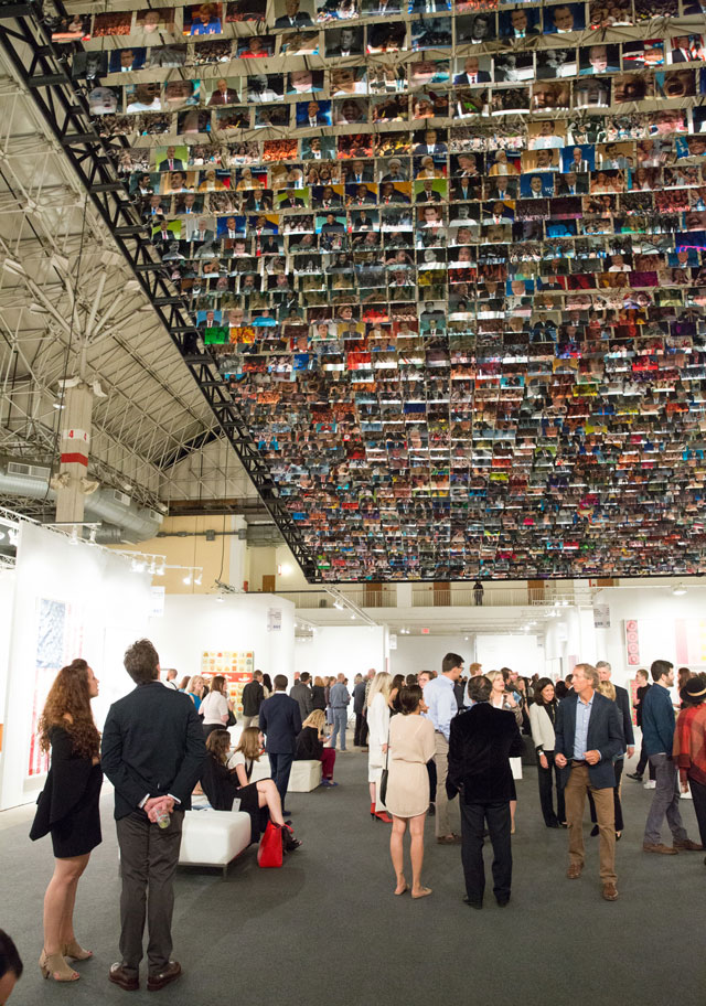 Wang Du. Psychiatrie et Cardiologie, 2016. Installation view, EXPO Chicago, 2017.