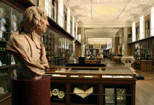 The Enlightenment Gallery at the British Museum. Copyright British 
              Museum