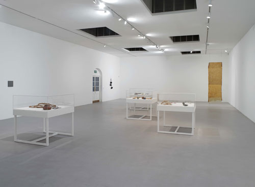 Eva Hesse: Studiowork. Camden Arts Centre, London. <em>Installation view.</em> Photo: Andy Keate. Courtesy Camden Arts Centre.