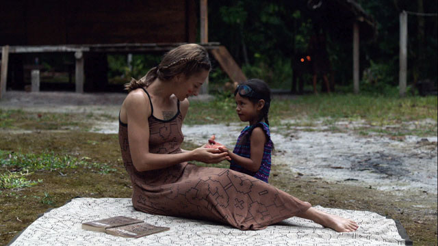 Ana Cecilia Stieglitz and Lizeth Izquierdo Lopez in Icaros: A Vision, courtesy Conibo Productions © 2016.