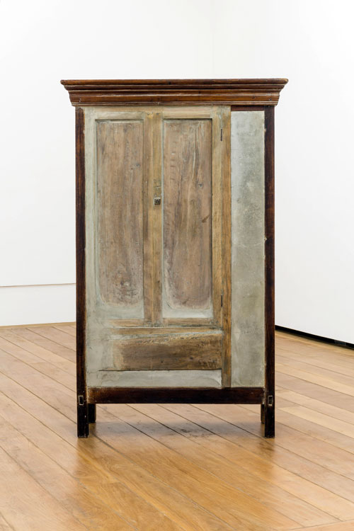 Doris Salcedo. Untitled, 1998. Wood, concrete and metal, 202.5 x 125.5 x 51.4 cm. Daros Latinamerica Collection, Zürich. Photograph: Sergio Araujo. © the artist.