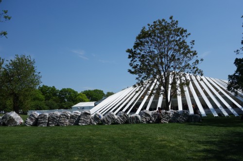 Frieze New York 2015. Photograph: Miguel Benavides.