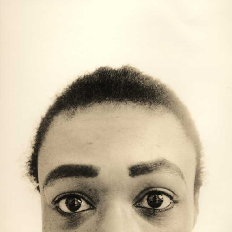 Joy Gregory, Autoportrait, 1989-90. Silver Gelatin Lith Print. © Joy Gregory/ Courtesy the artist and DACS.