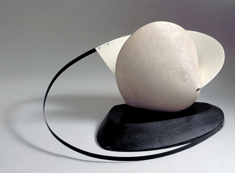 Naum Gabo. Construction: Stone with a Collar, 1933. Limestone, cellulose acetate and brass on slate base, 37 x 72 x 55 cm. The Work of Naum Gabo © Nina & Graham Williams / Tate, 2019.