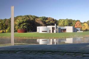 The Gallery. Photo: Scott Frances. Courtesy: Glenstone Museum.