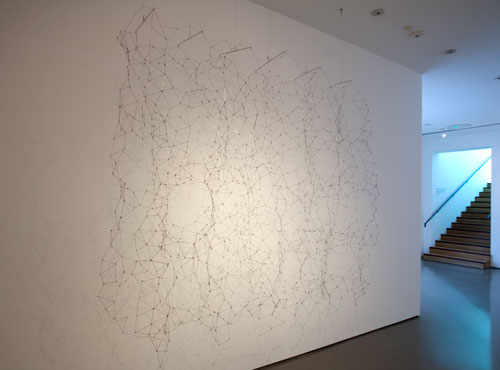 Gego. Reticulárea, 1975. Stainless steel wire, 82 11/16 x 102 3/8 x 7 7/8 in. Photograph: Jerry Hardman-Jones.