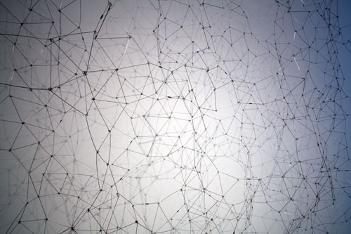 Gego. Reticulárea, 1975 (detail). Stainless steel wire, 82 11/16 x 102 3/8 x 7 7/8 in. Photograph: Jerry Hardman-Jones.
