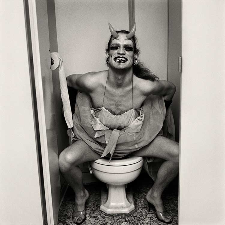 Peter Hujar. John Flowers (Backstage, Palm Casino Revue), 1974. Image © 2025 the Peter Hujar Archive / Artists Rights Society (ARS), NY, DACS London, Pace Gallery, NY, Fraenkel Gallery, SF, Maureen Paley, London, and Mai 36 Galerie, Zurich.