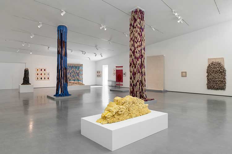Sheila Hicks: Off Grid. Installation view, The Hepworth Wakefield,
7 April – 25 September 2022. Photo: Tom Bird / Courtesy The Hepworth Wakefield.