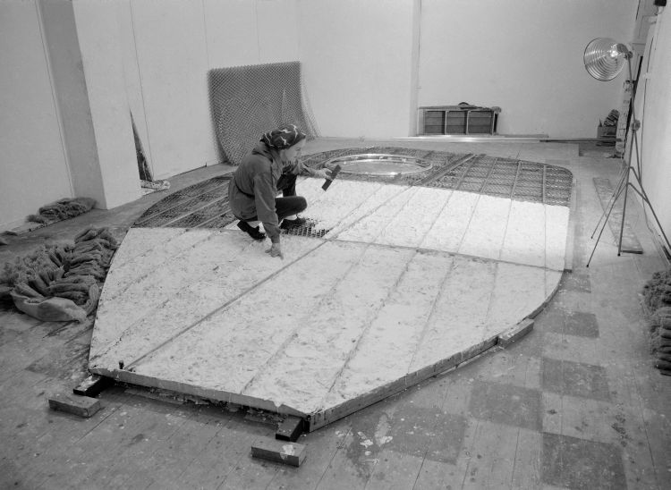 Barbara Hepworth working on the armature of Single Form in the Palais de Danse, St Ives, 1961. Courtesy Bowness. Photograph: Rosemary Mathews