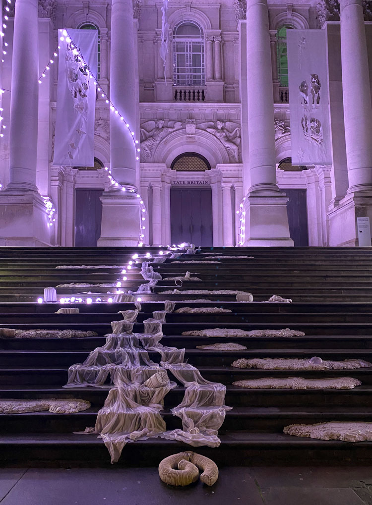 Anne Hardy. The Depth of Darkness, the Return of the Light, 2019. Tate Britain Winter Commission. FIELDwork - sculptural installation with quadraphonic surround sound audio and programmed light exhibition view: Tate Britain, London, 2019. Photo: Angus Mill. © Anne Hardy, courtesy Maureen Paley, London.