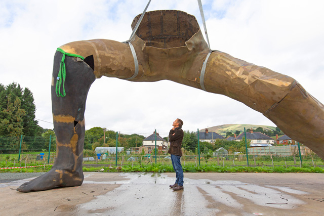 Joseph Hillier with a partly constructed Messenger at Castle Fine Arts Foundry, Wales. Photo: Andrew Fox.