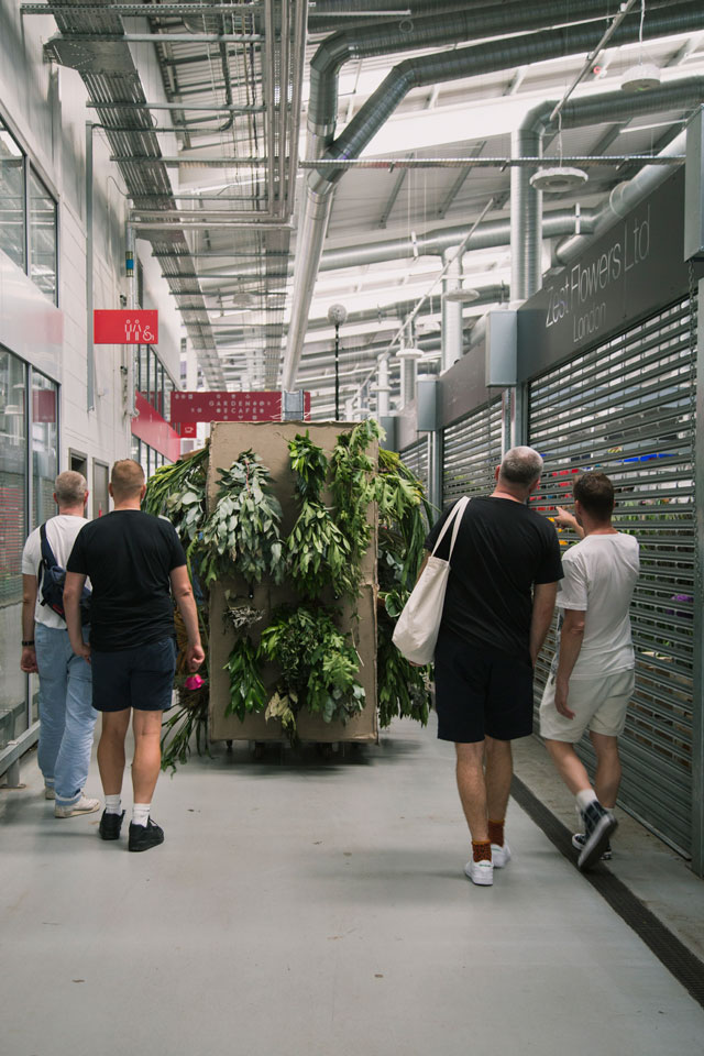 Tamara Henderson. Vision 3, Flowering Transition, 2018. Durational performance at New Covent Garden Market, London. Curated by Hayward Gallery for Art Night 2018. Photograph: Christa Holka. Image courtesy of the artist and Art Night.