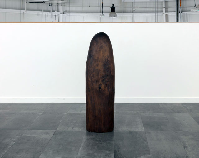 Jene Highstein. Black walnut, wood, 1981. Copyright 2018, JPNF.