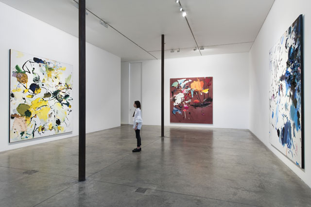 Secundino Hernández: Paso, installation view, Victoria Miro Gallery, Wharf Road, London. Photograph: Thierry Bal.