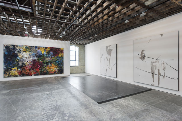 Secundino Hernández: Paso, installation view, Victoria Miro Gallery, Wharf Road, London. Photograph: Thierry Bal.