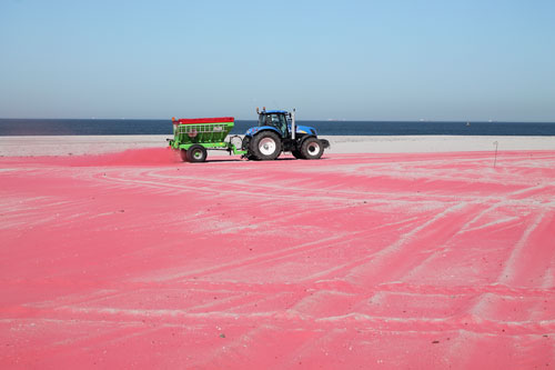 HeHe. Roduin (Red Dune), 2012. Commissioned by SKOR for the Port of Rotterdam.