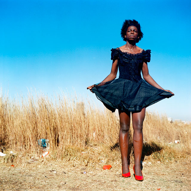 Zanele Muholi. Miss D’vine II, 2007. Lambda print, 86.5 x 86.5 cm. Copyright the artist, courtesy The Heong Gallery.