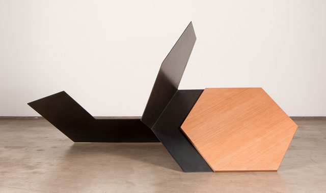 Tuneu. Untitled, 2016. Painted Corten steel and wood, 72 x 133 x 90 cm. Photograph: Riã Duprat.