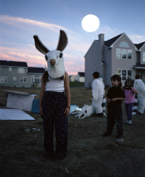 Pierre Huyghe. <em>Streamside Day</em>, 2003. Film and video transfers, 26 min, colour, sound. Courtesy of the artist and Marian Goodman Gallery, New York/Paris. Copyright Pierre Huyghe.