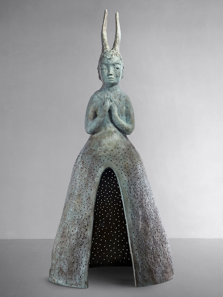 Leiko Ikemura. Usagi Kannon, 2012/19. Patinated bronze. Studio Ikemura, Berlin, Germany. Image © Leiko Ikemura and VG Bild-Kunst 2021. Photo Andreas Lange