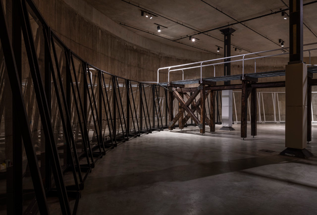 Installation view, Anne Imhof: Sex at Tate Modern 2019. Photo: Veronica Simpson.