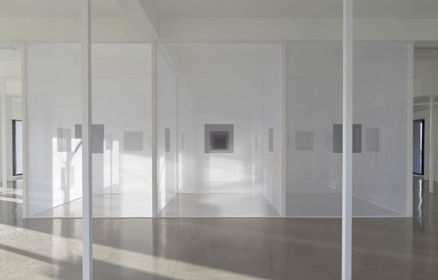 Robert Irwin. Installation view, Sprüth Magers, Los Angeles, January 23 - April 21, 2018. Courtesy the artist and Sprüth Magers. Photograph: Robert Wedemeyer.