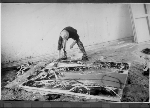 Alexander Liberman painting in his studio. Photograph: Dominique Nabokov.