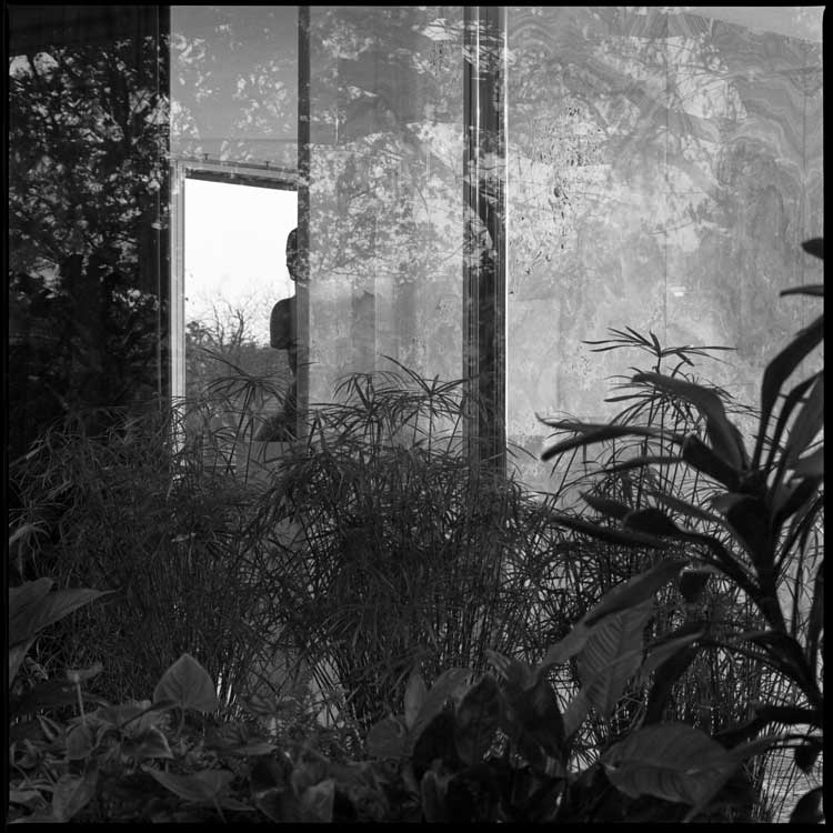 Villa Tugendhat 11-2022. Hand printed b/w silver gelatin. Photo: Hélène Binet.