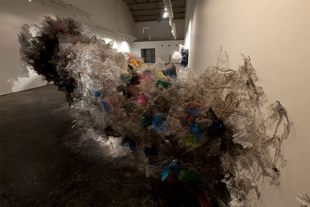 Aaditi Joshi. Untitled VII, 2011. Site-specific installation, fused plastic bags, acrylic paint, LED lights, wood armature, 432 x 94 x 110 in. Photo: David Desouza. Courtesy Gallery Maskara, Mumbai.