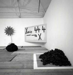 Jannis Kounellis (installation view), 2004. Photo: Manolis Baboussis