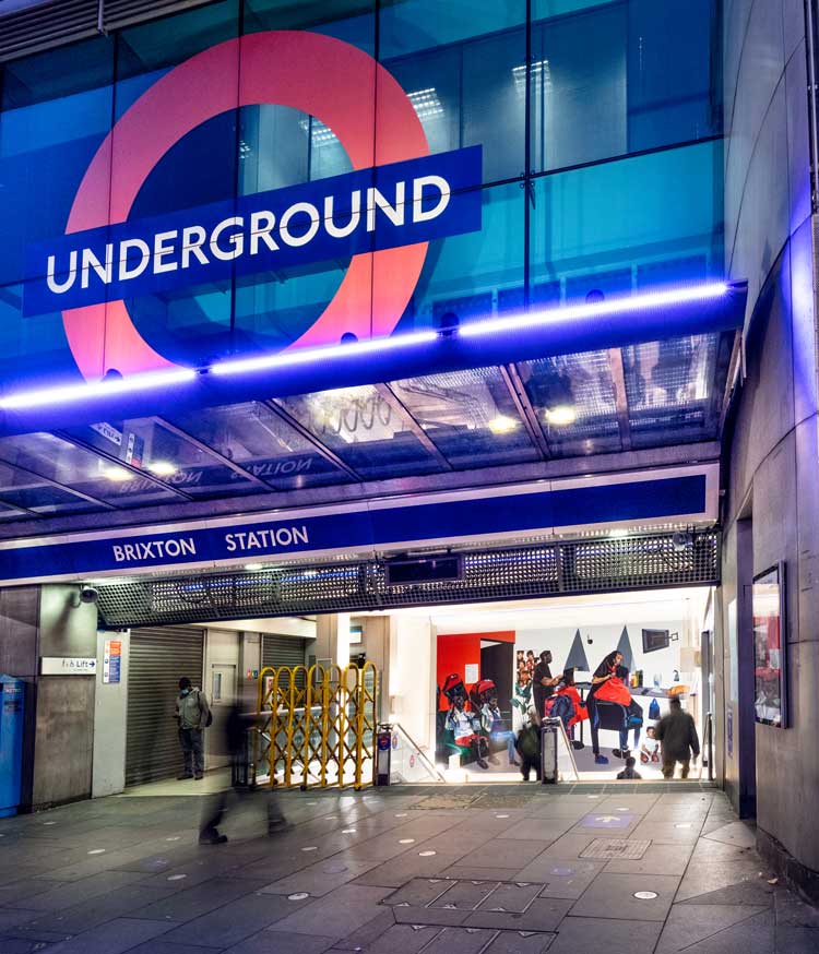 Joy Labinjo, 5 more minutes, 2021. Brixton Underground station. Commissioned by Art on the Underground. Courtesy the artist and Tiwani Contemporary. Photo: Angus Mill, 2021.