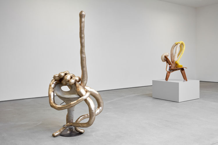 Sarah Lucas, Honey Pie, installation view, Sadie Coles HQ, London, March – August 2020. © Sarah Lucas, courtesy Sadie Coles HQ, London. Photo: Robert Glowacki.