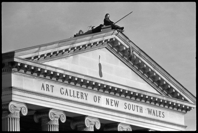 Kaldor Public Art Project 5: Charlotte Moorman and Nam June Paik. Charlotte Moorman performs Cello sonata, composition by Mieko Shiomi, on the rooftop of the Art Gallery of New South Wales, 1976.