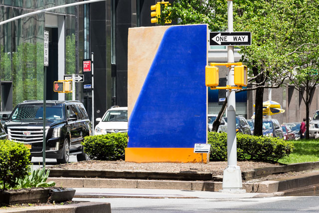 Lluís Lleó. Morpho’s Nest in the Cadmium House. Five fresco-like paintings on sandstone, installation view, Park Avenue malls in New York, 2017. Photograph: Corrado Serra.