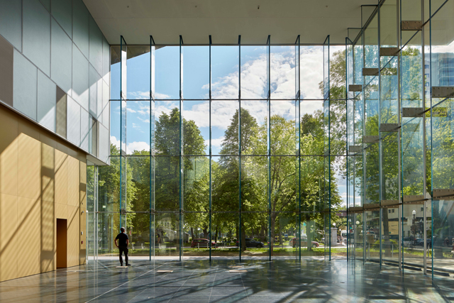 Pierre Lassonde Pavilion, Musée National des Beaux-Arts du Québec. Interior view of the lobby. Photograph: Bruce Damonte. © OMA.