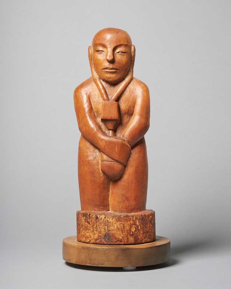 Ronald Moody, The Warrior, 1974. Pallant House Gallery. Purchased with support of Art Fund, V&A Purchase Grant Fund and Private Donors (2021). © The Ronald Moody Trust. Photo: Pallant House Gallery.