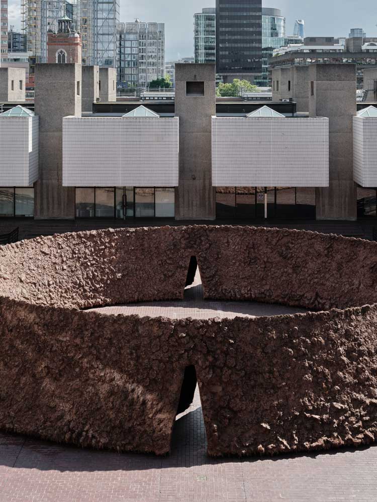 Delcy Morelos: Origo, installation view, Barbican, London, 15 May – 31 July 2026. Photo: Barbican Art Gallery / Thomas Adank. © Delcy Morelos.