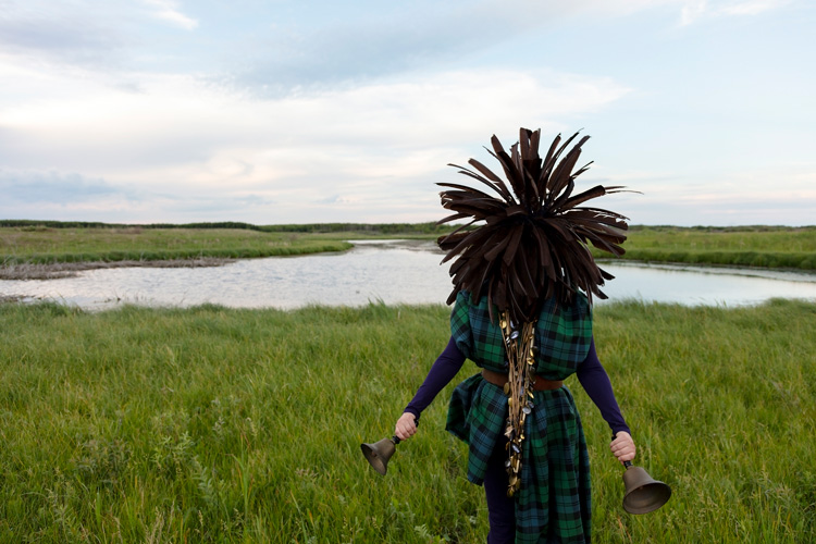 Meryl McMaster, From a Still Unquiet Place, 2019. Courtesy of the artist and Stephen Bulger Gallery, Pierre-François Ouellette art contemporain and The Baldwin Gallery.