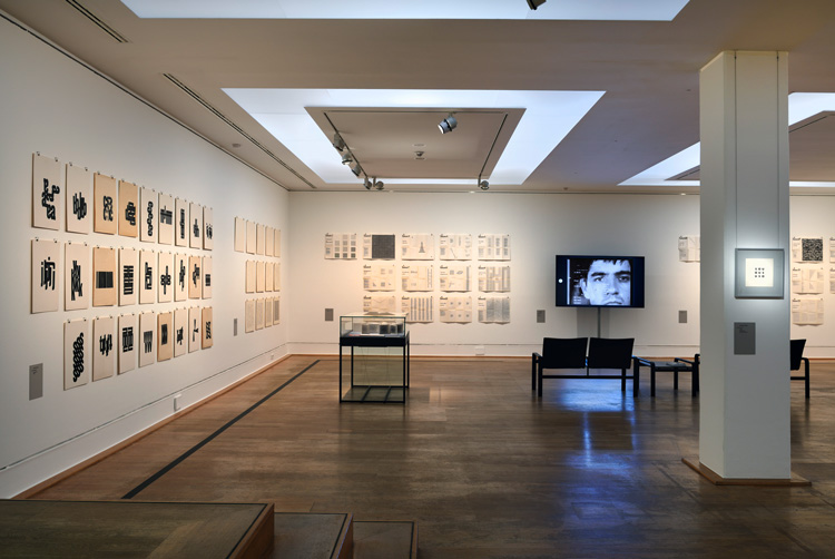 Hansjörg Mayer: Typoems and Artists’ Books, installation view, Kunstbibliothek, Berlin, 25 October 2019 – 12 January 2020. Photo: © Kunstbibliothek, Staatliche Museen zu Berlin / Dietmar Katz.