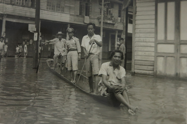 Michelle Dizon,The Archive’s Fold, Flood in Cotabato, Mindanao, date unknown.