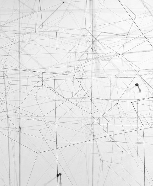 Gustavo Pérez Monzón. SOSTENIDO, 2017 (detail). Site specific installation of elastic thread and lead, dimensions variable. Photo: Issac Martínez. © The Artist; Courtesy Richard Saltoun Gallery, London.
